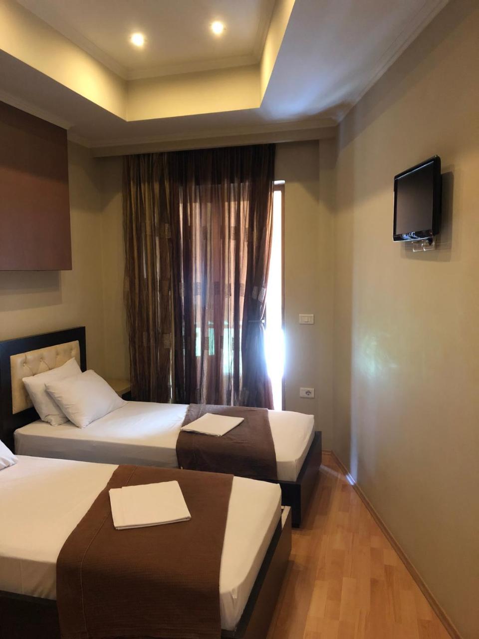 Shehu 3* Gjirokastër